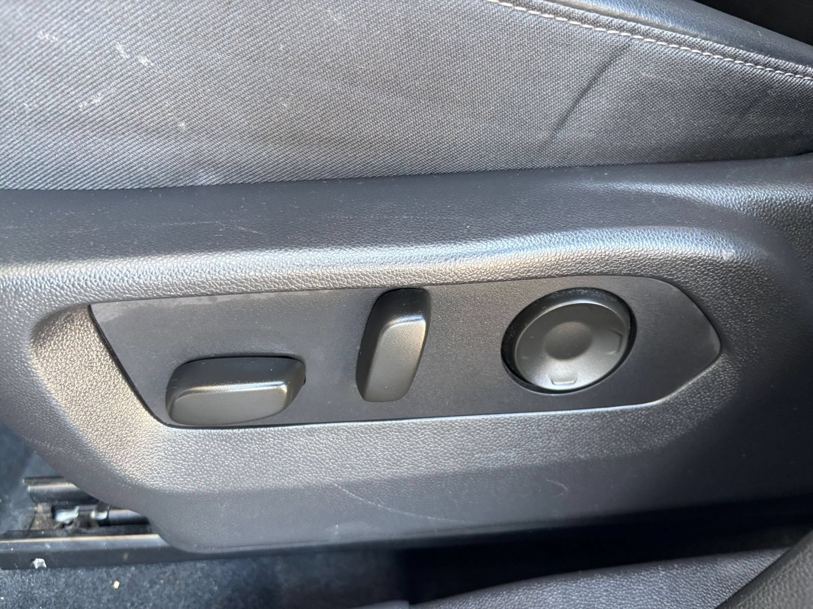 Used 2024 Buick Envision Preferred AWD/4WD image 21