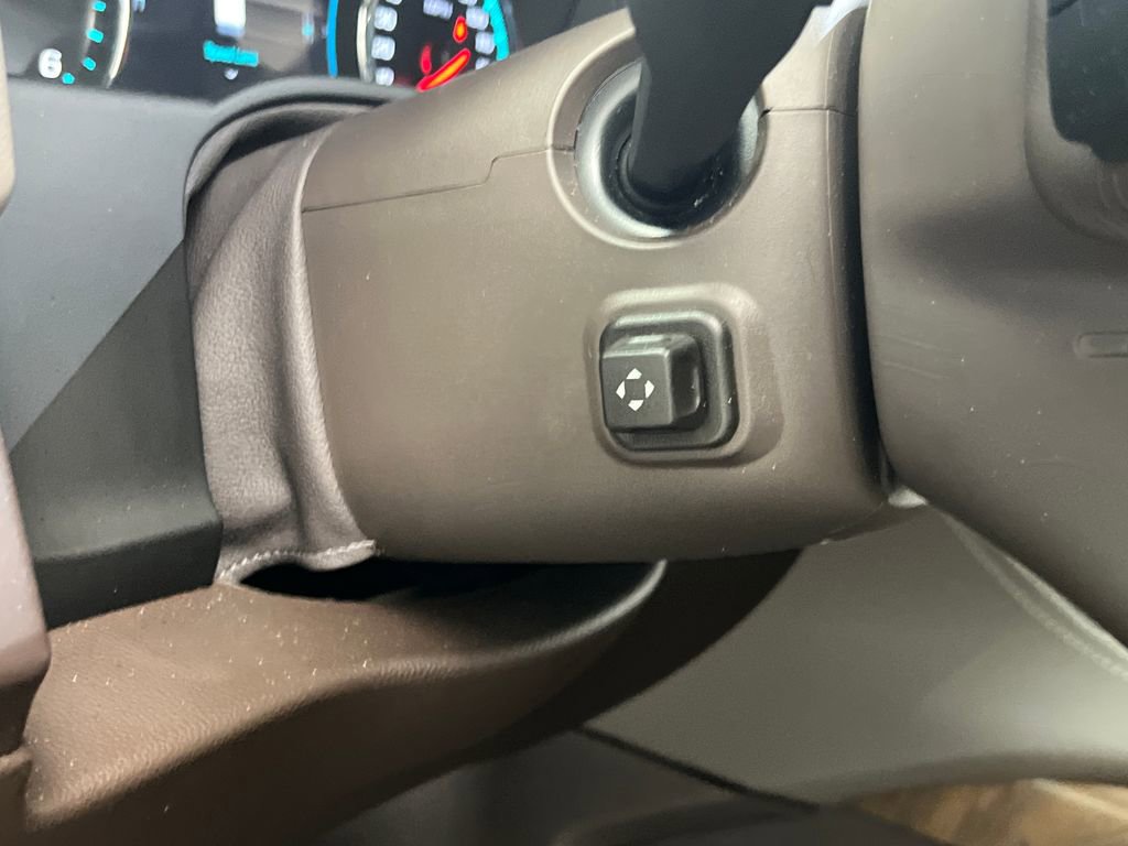Used 2019 GMC Yukon Denali w/ Denali Ultimate Package AWD/4WD image 51