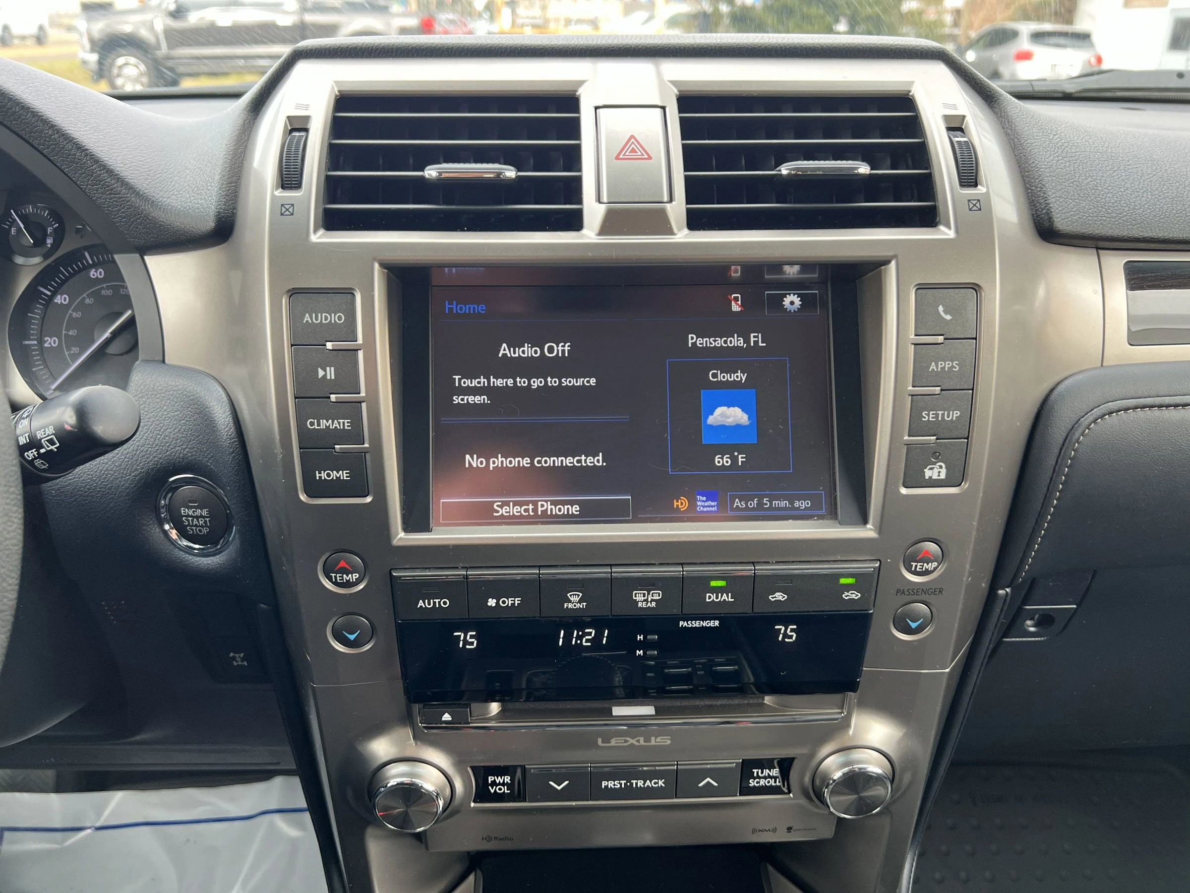 Used 2015 Lexus GX 460 image 14