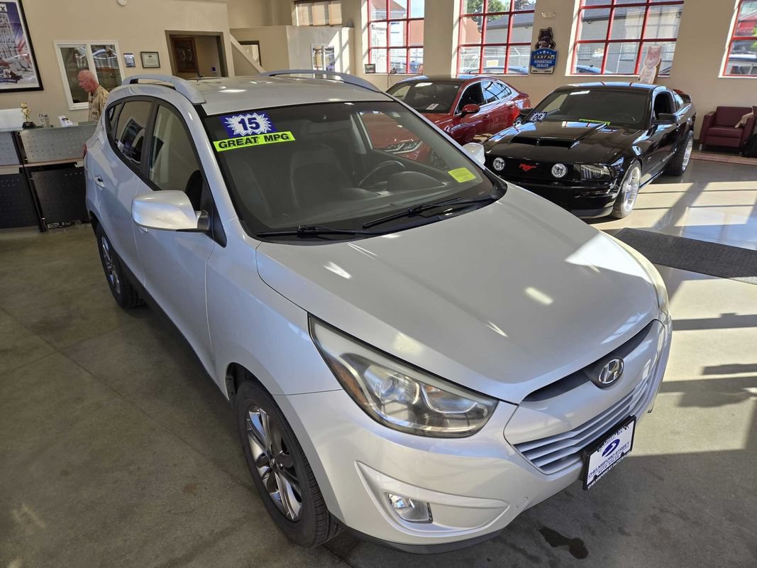 Used 2015 Hyundai Tucson SE AWD/4WD image 9
