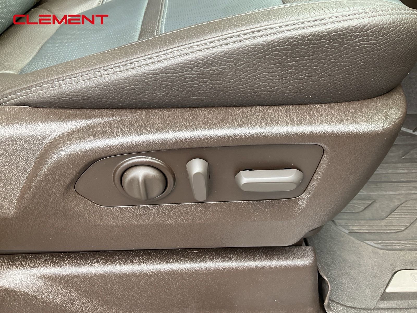 Used 2023 GMC Sierra 2500 Denali w/ Denali Ultimate Package image 36