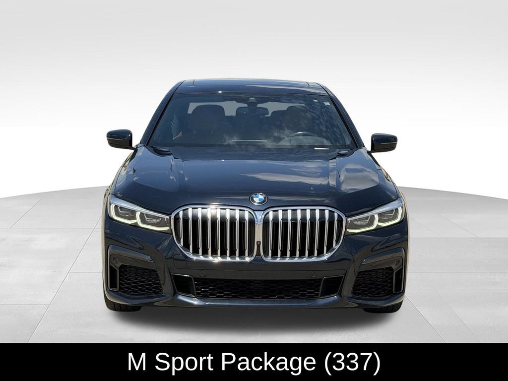 Used 2022 BMW 750i xDrive w/ M Sport Package AWD/4WD image 3