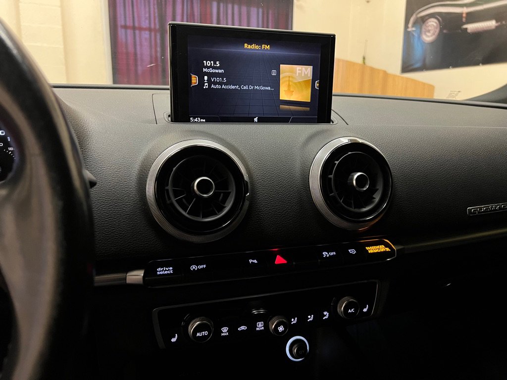 Used 2018 Audi A3 2.0T Premium Plus w/ Premium Plus Package image 23