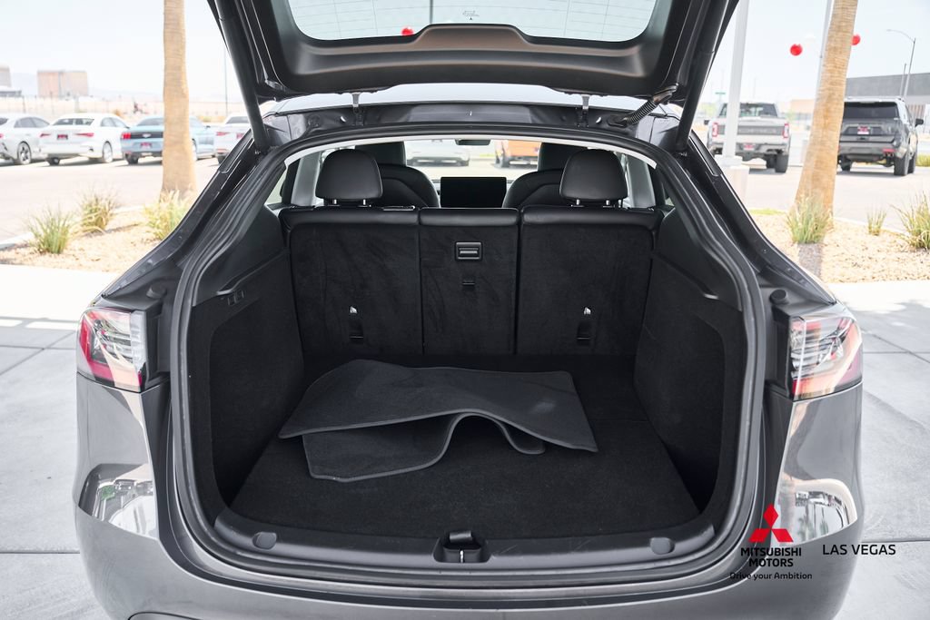 Used 2023 Tesla Model Y Long Range AWD/4WD image 8