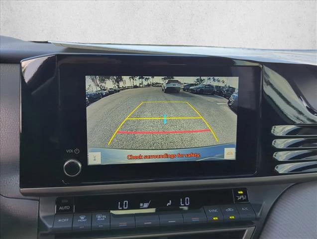 Certified 2026 Toyota Camry SE FWD image 20