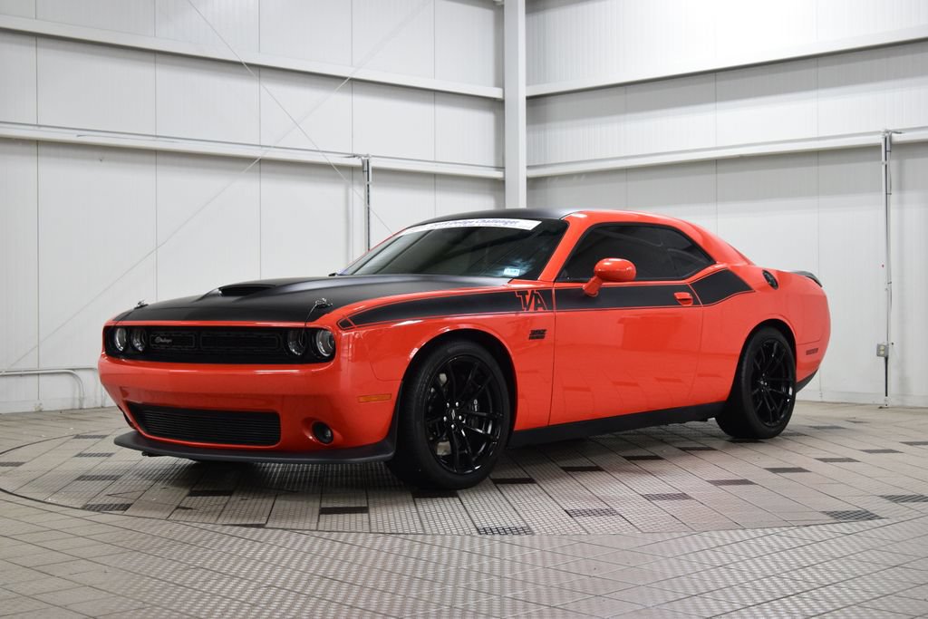 Used 2019 Dodge Challenger R/T Scat Pack w/ T/A Package RWD image 3