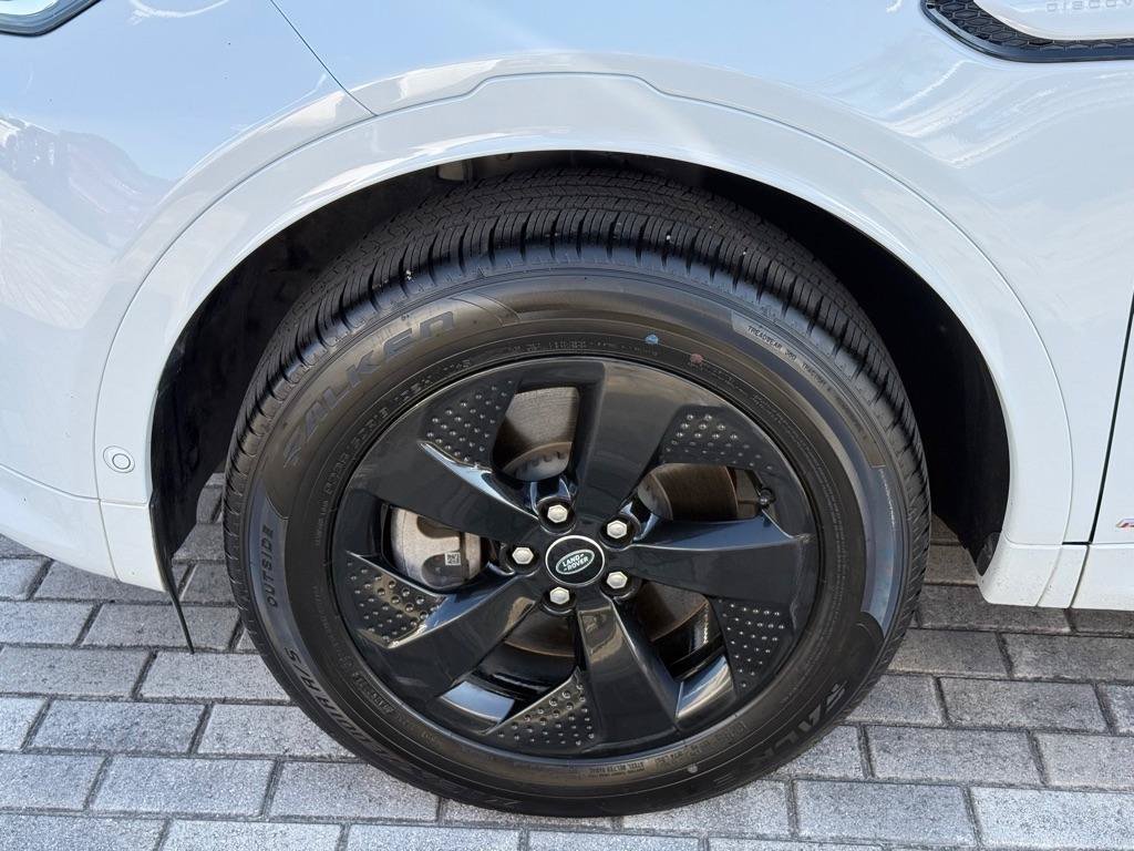 Used 2021 Land Rover Discovery Sport S R-Dynamic AWD/4WD image 41