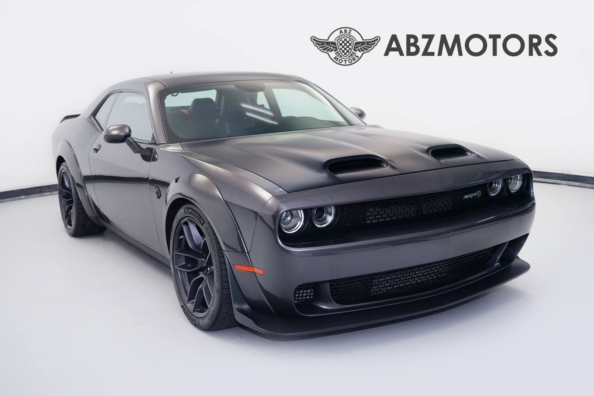 Used 2019 Dodge Challenger SRT Hellcat Redeye image 1