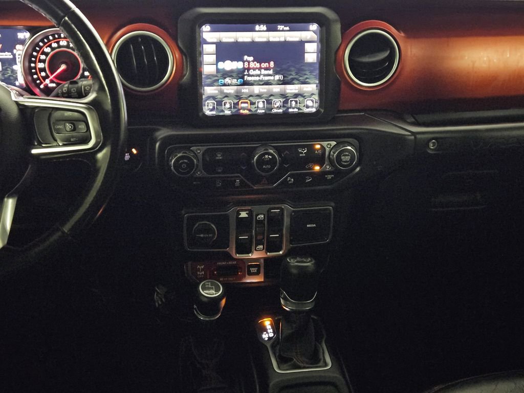 Used 2018 Jeep Wrangler Unlimited Rubicon AWD/4WD image 9