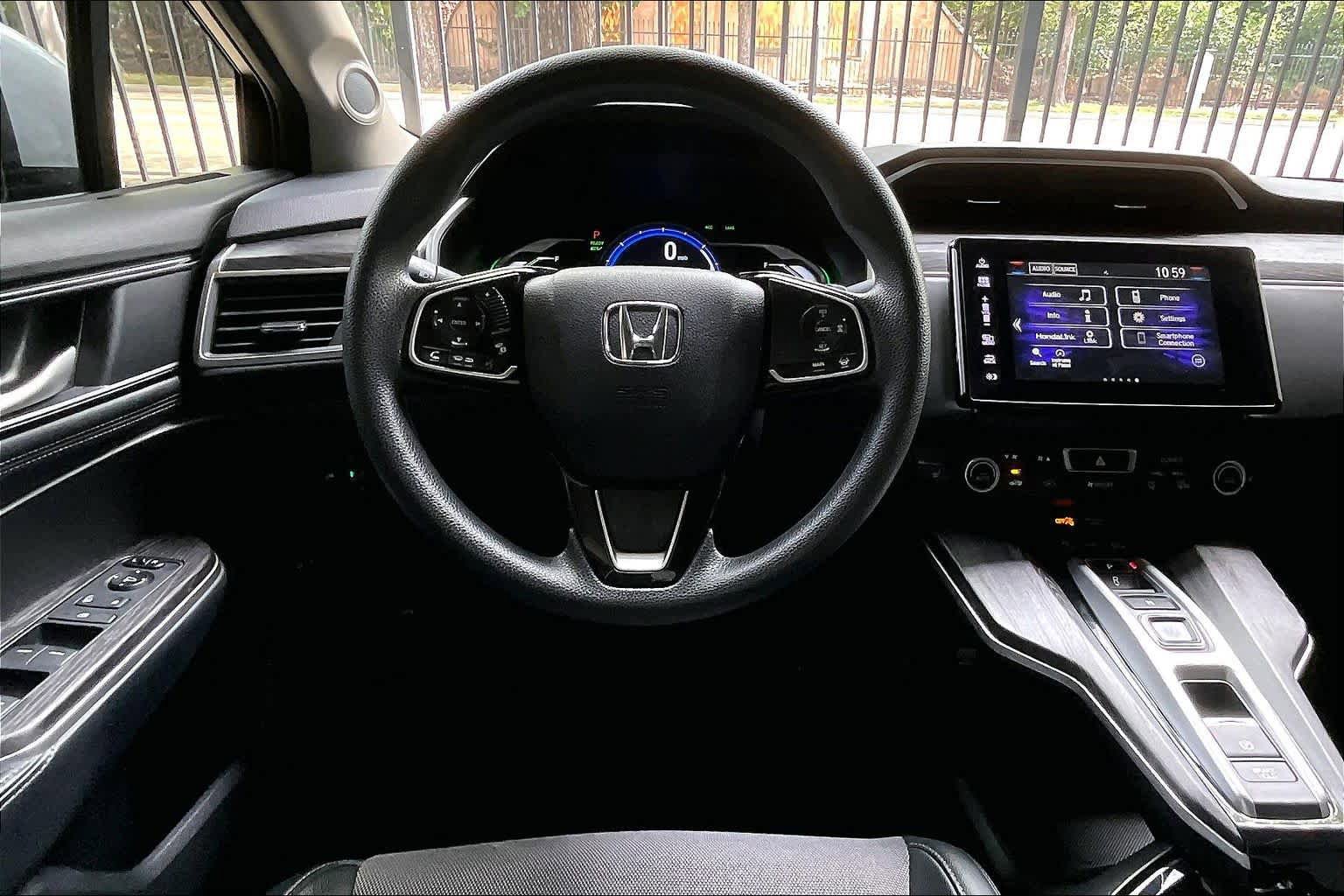 Used 2018 Honda Clarity Plug-In Hybrid image 5