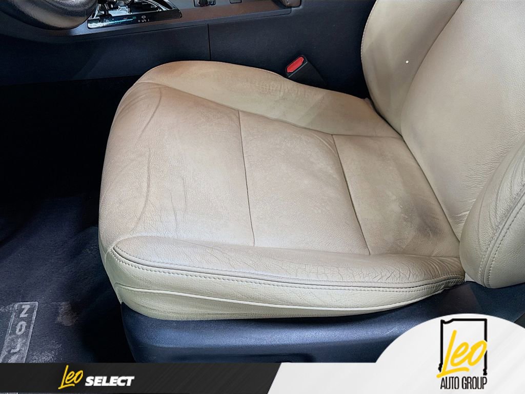 Used 2015 Toyota Avalon XLE Touring FWD image 19