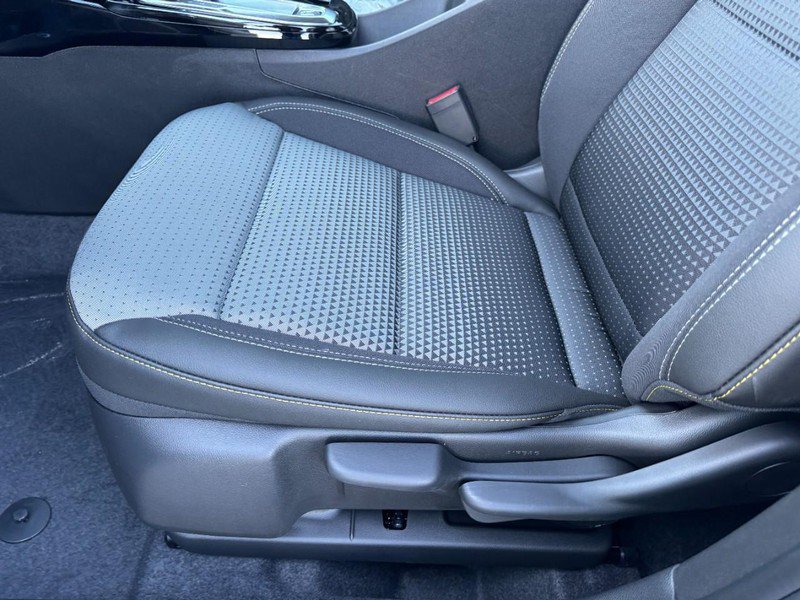 New 2026 Chevrolet Trax LT FWD image 7