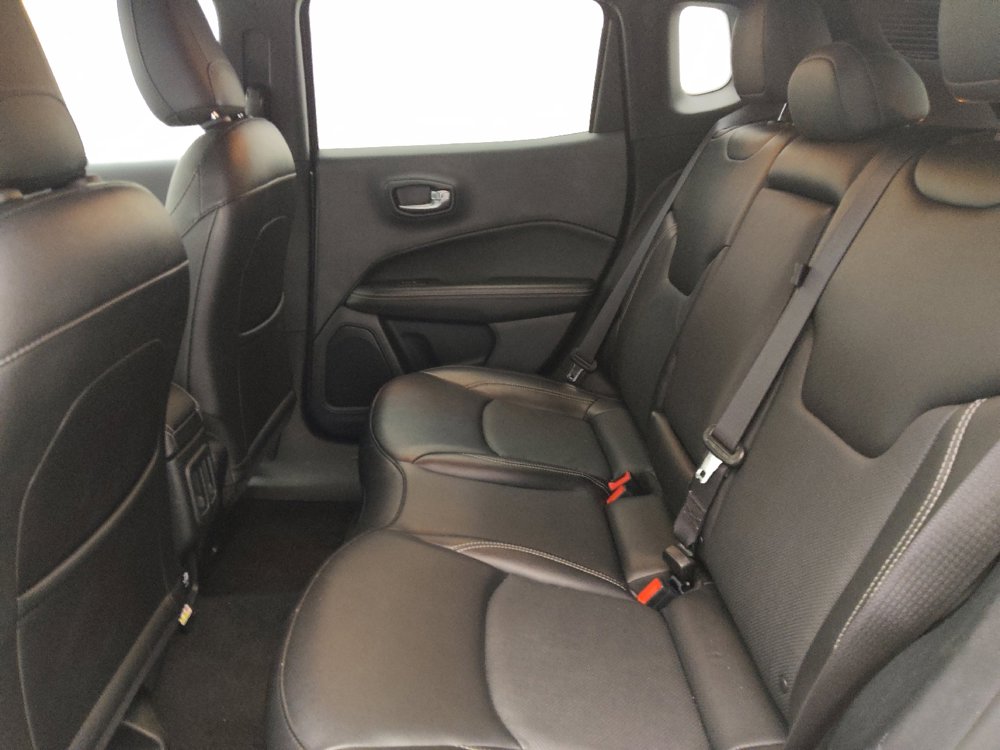 Used 2021 Jeep Compass Latitude w/ Driver Assistance Group image 18