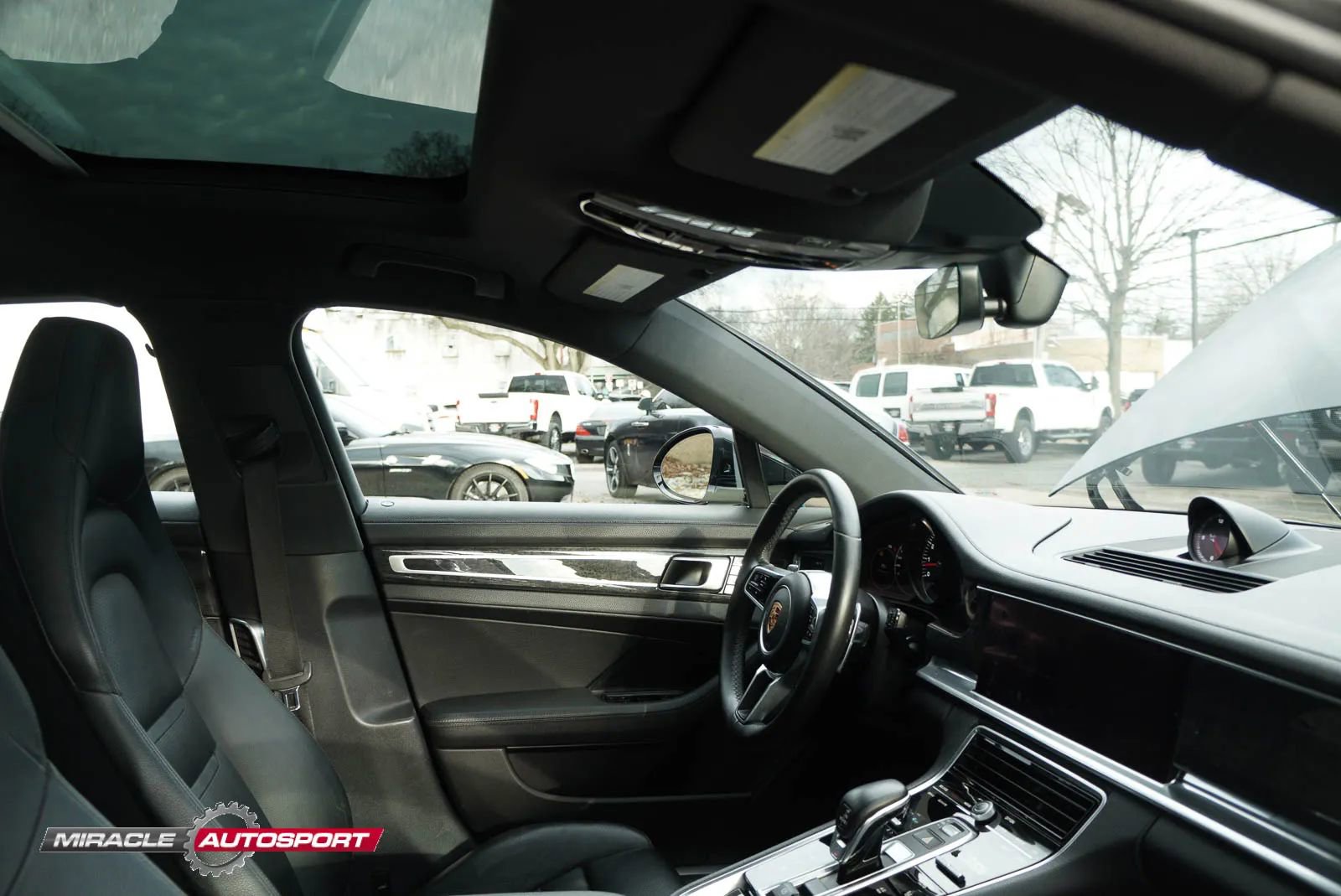 Used 2017 Porsche Panamera 4S AWD/4WD image 31