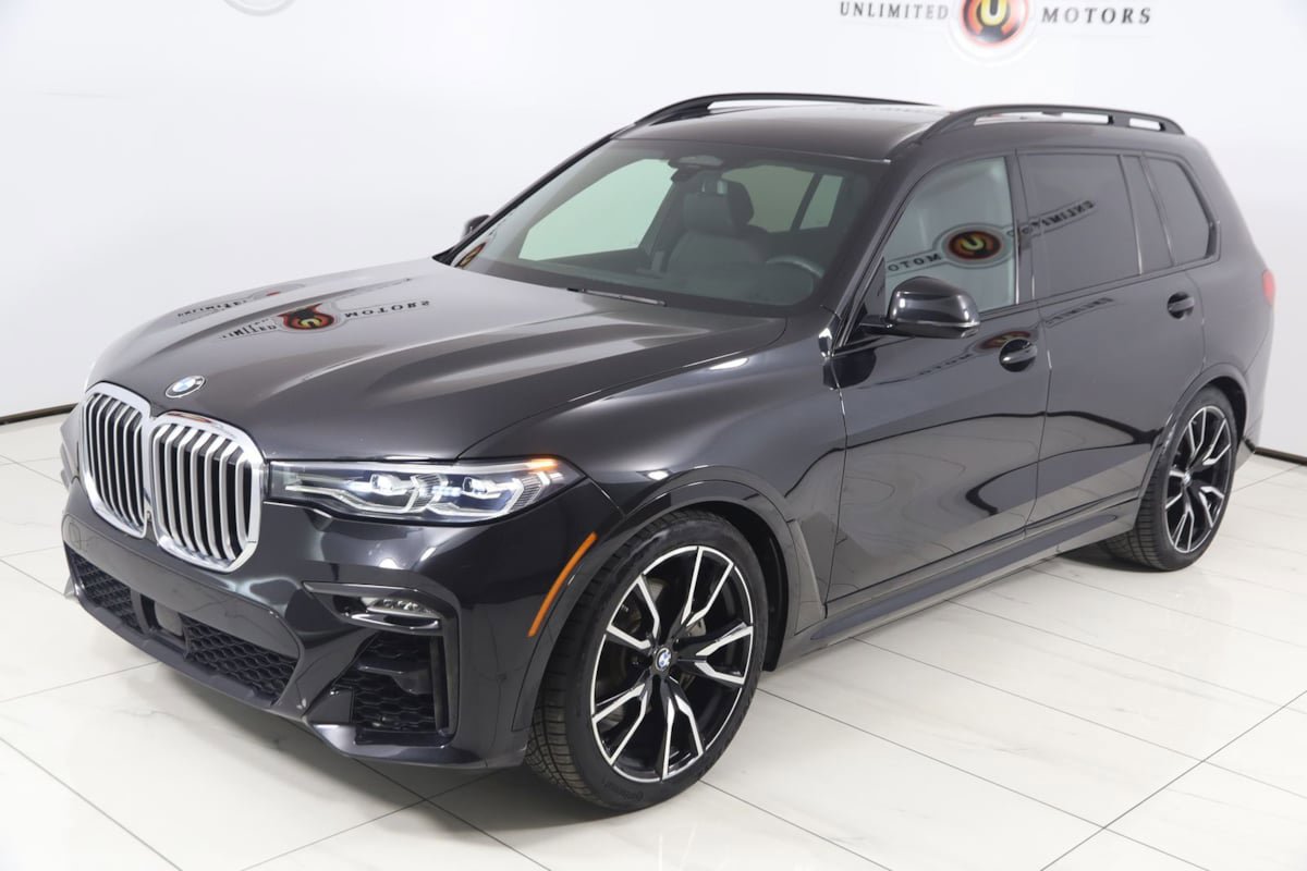 Used 2019 BMW X7 xDrive50i w/ M Sport Package AWD/4WD image 25