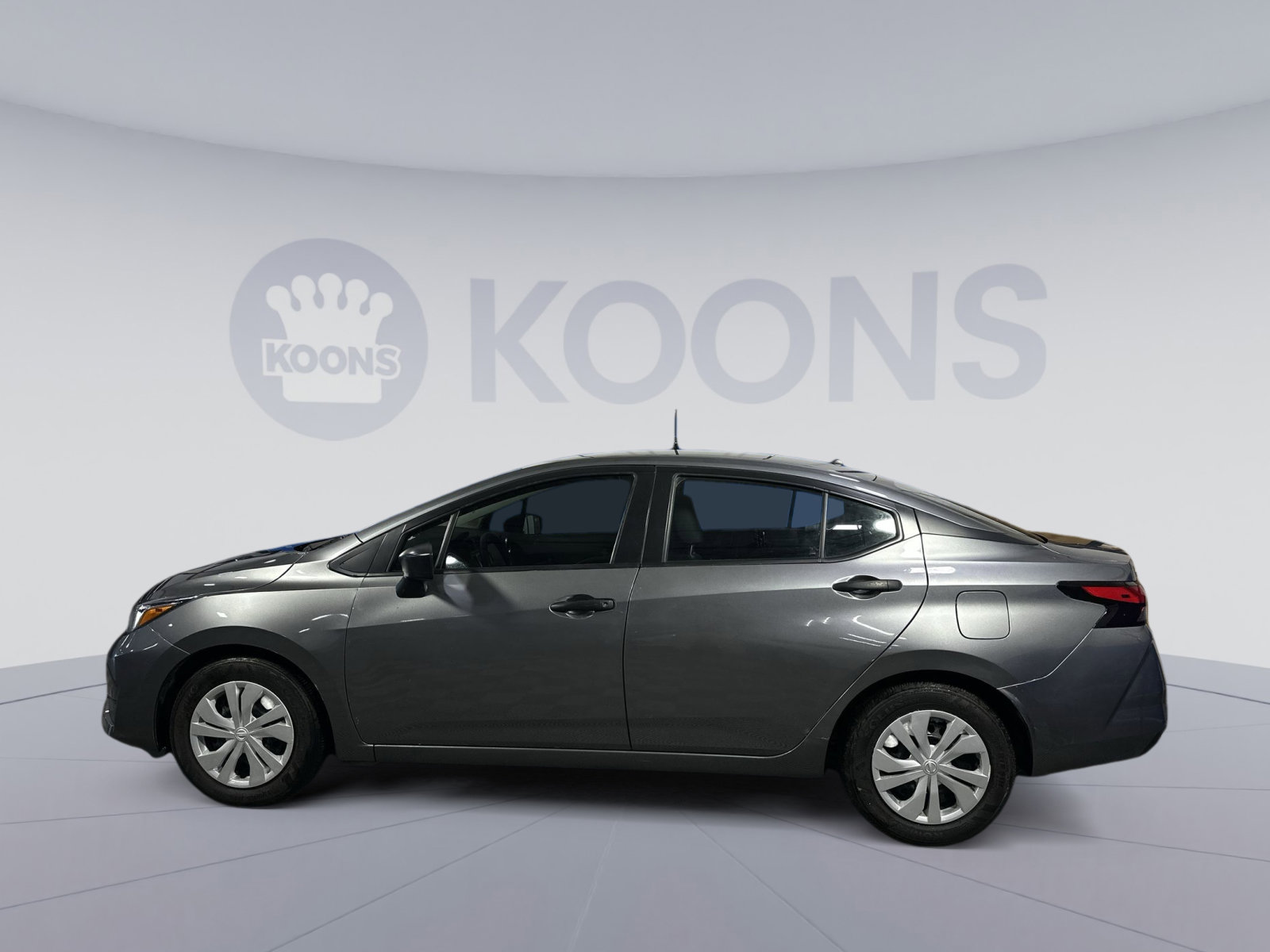 Used 2024 Nissan Versa S image 2