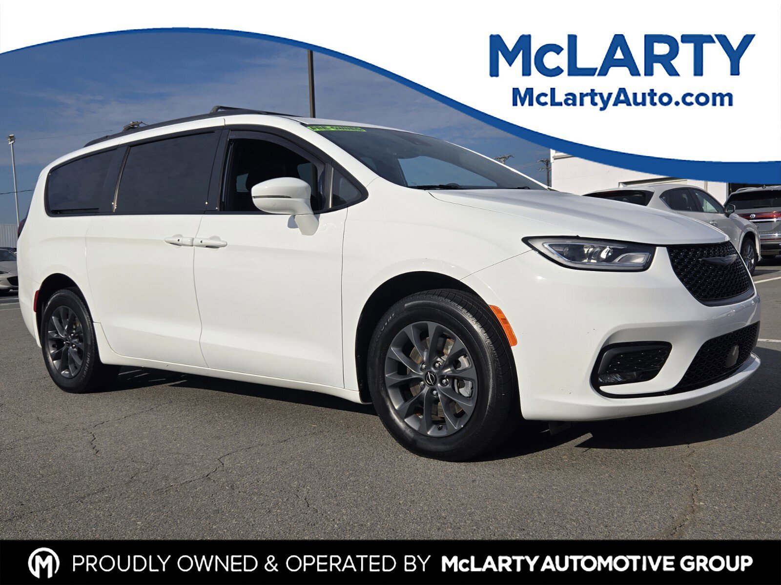 Used 2022 Chrysler Pacifica Touring-L w/ S Appearance Package video 1