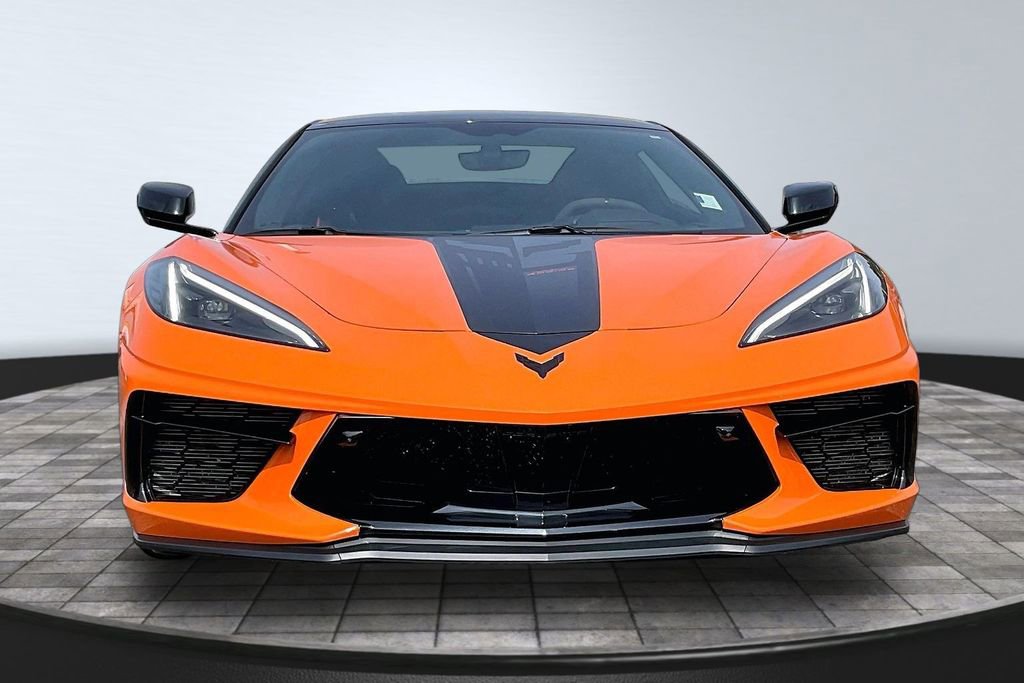 Used 2023 Chevrolet Corvette Stingray Premium Conv w/ Z51 Performance Package RWD image 3