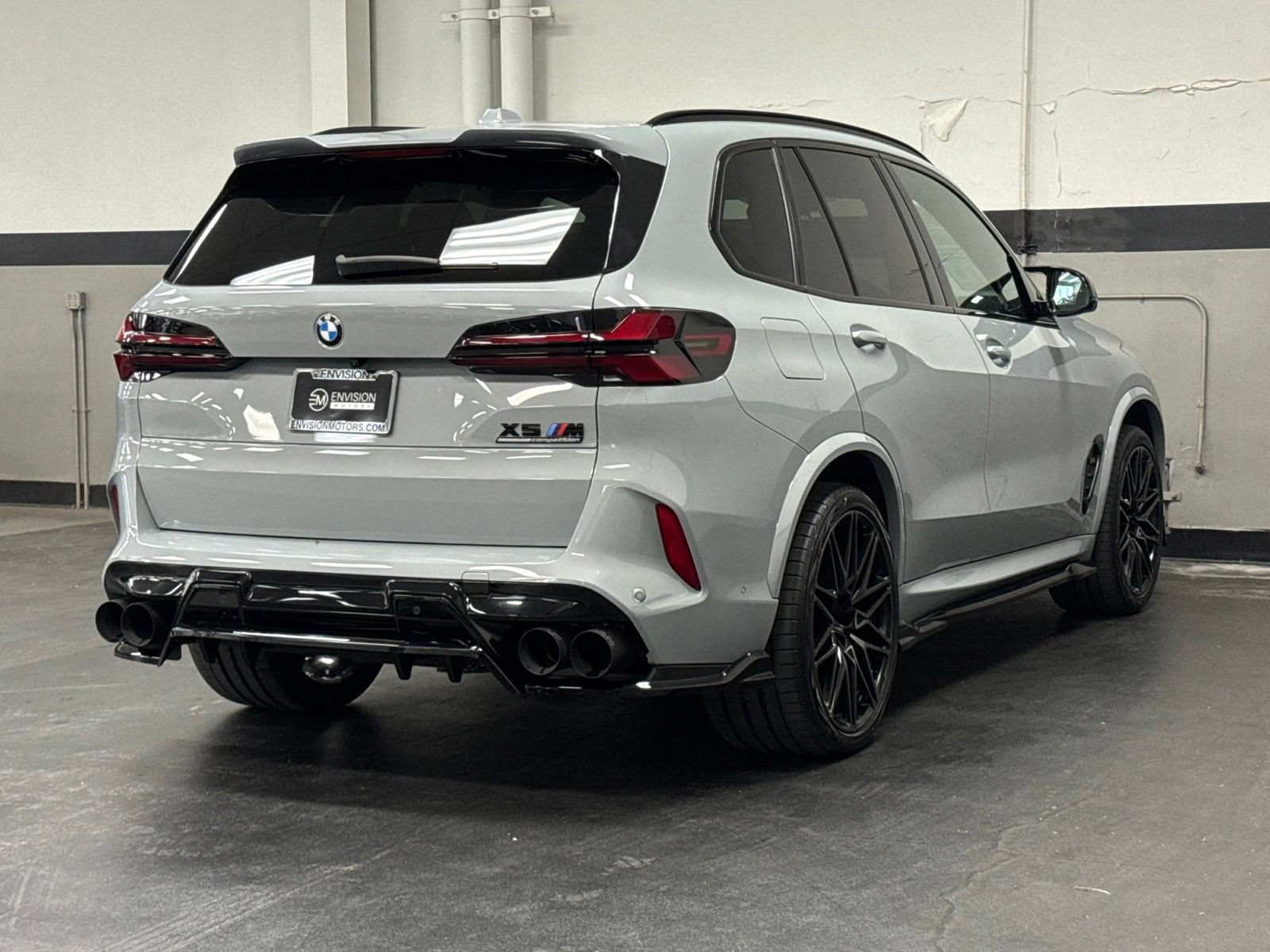 Used 2024 BMW X5 M Competition w/ Executive Package AWD/4WD image 11