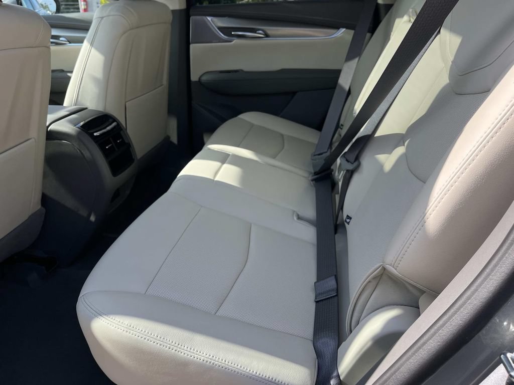 New 2026 Cadillac XT5 Premium Luxury w/ Driver Assist Package AWD/4WD image 20