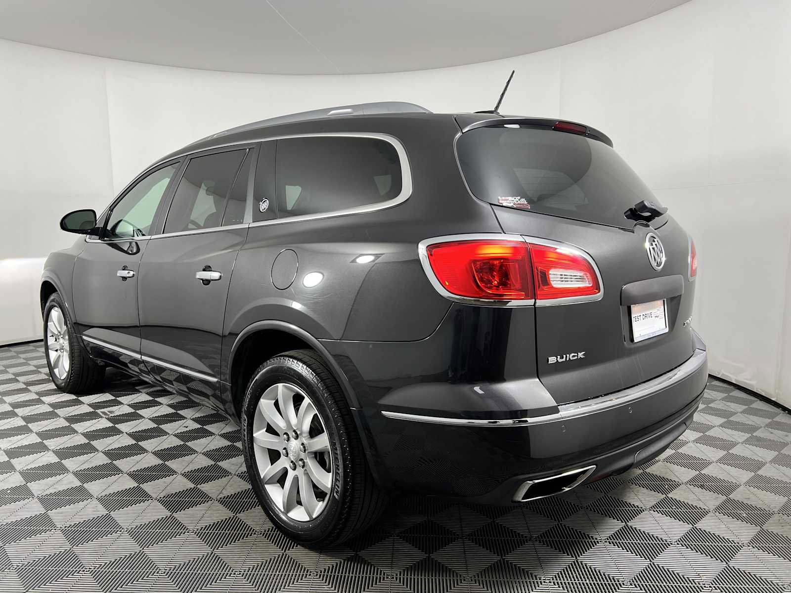 Used 2017 Buick Enclave Premium w/ Trailering Package image 4