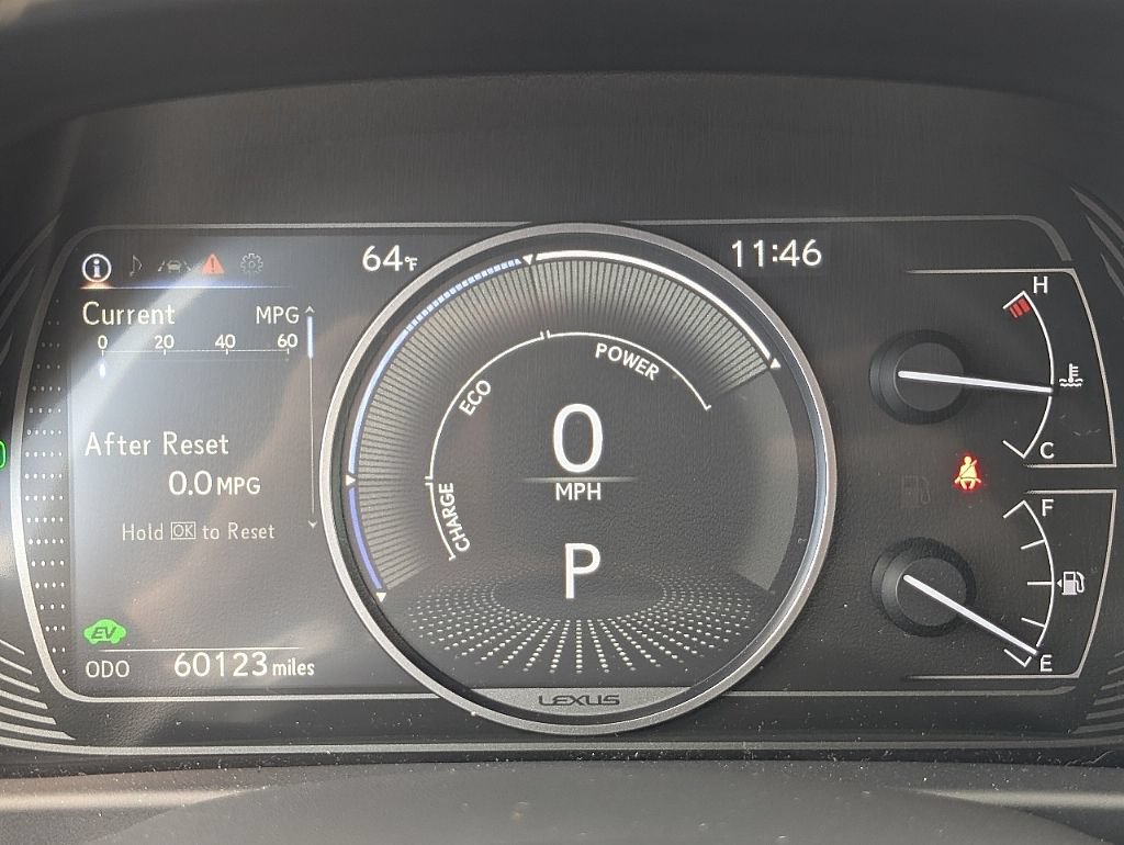 Used 2020 Lexus UX 250h w/ Premium Package AWD/4WD image 34
