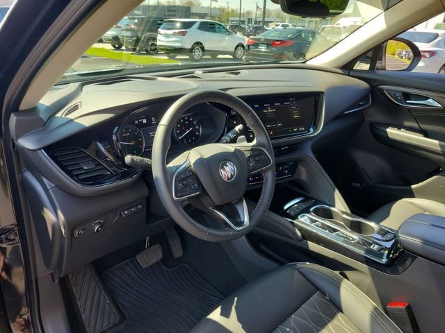 Used 2023 Buick Envision Avenir image 18