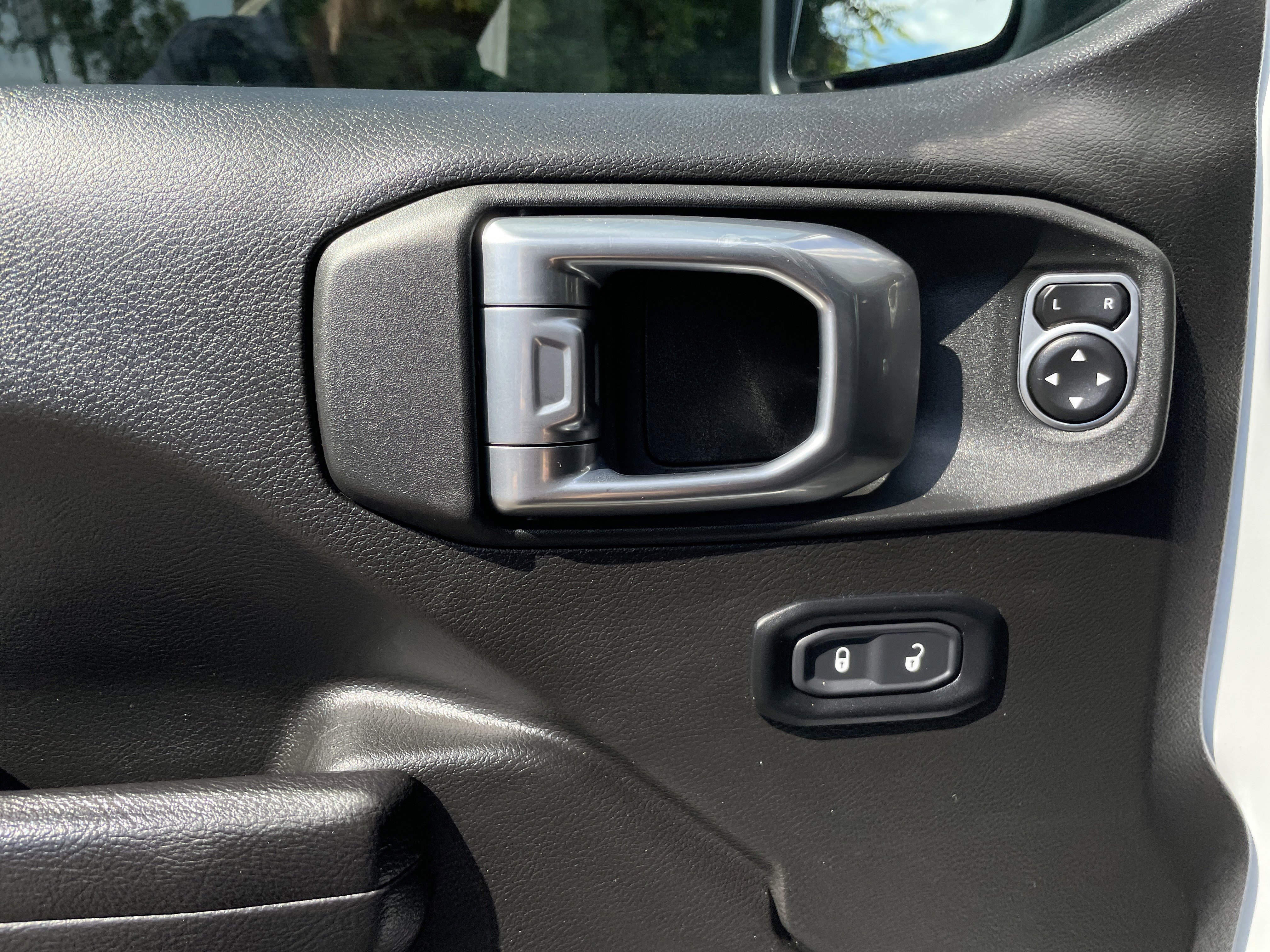Certified 2024 Jeep Wrangler Sport S w/ Convenience Group image 28