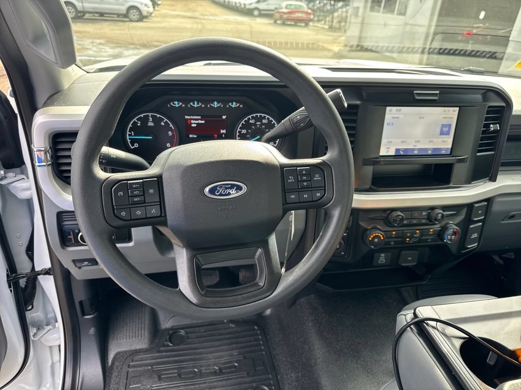 Certified 2025 Ford F350 XL w/ XL Chrome Package AWD/4WD image 15