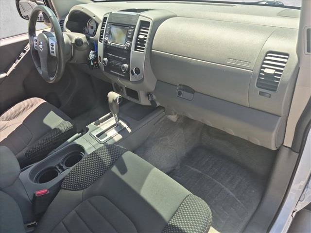 Used 2015 Nissan Frontier Desert Runner RWD image 19