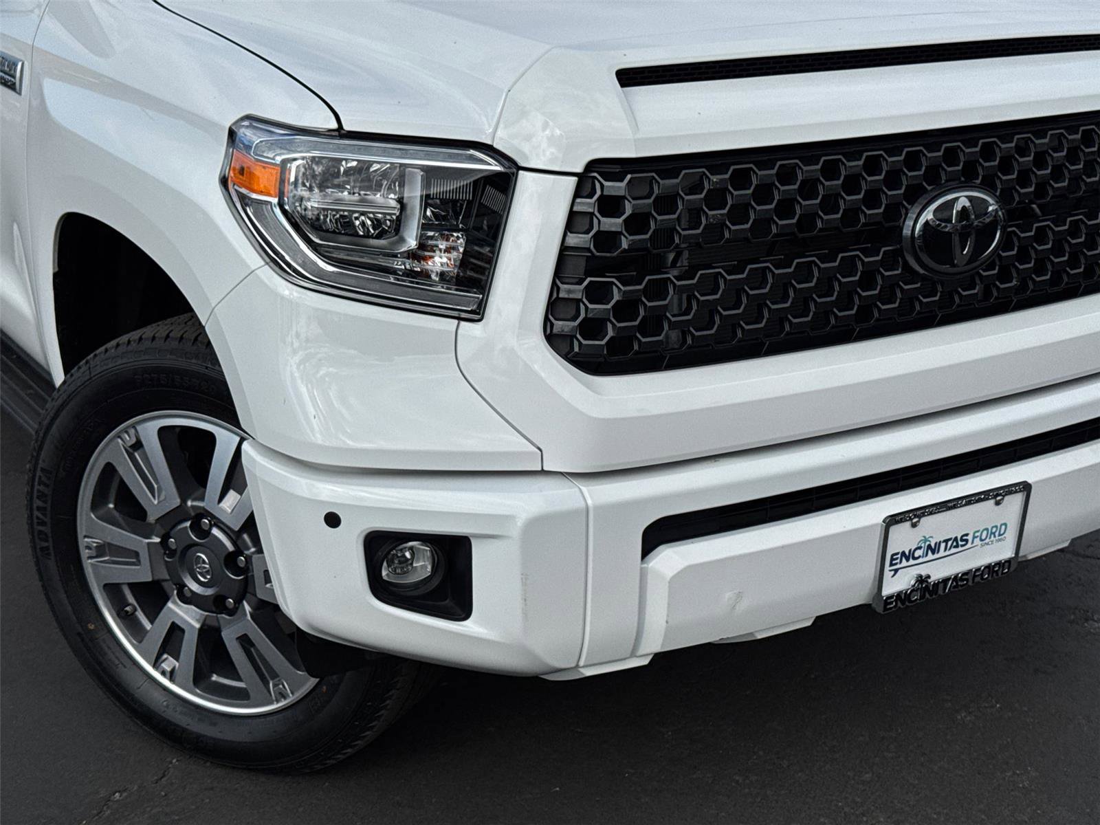 Used 2020 Toyota Tundra Platinum image 3