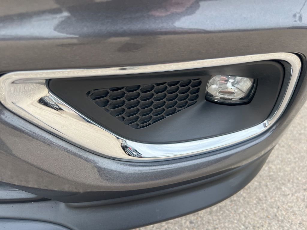 Used 2019 Jeep Cherokee Limited image 31