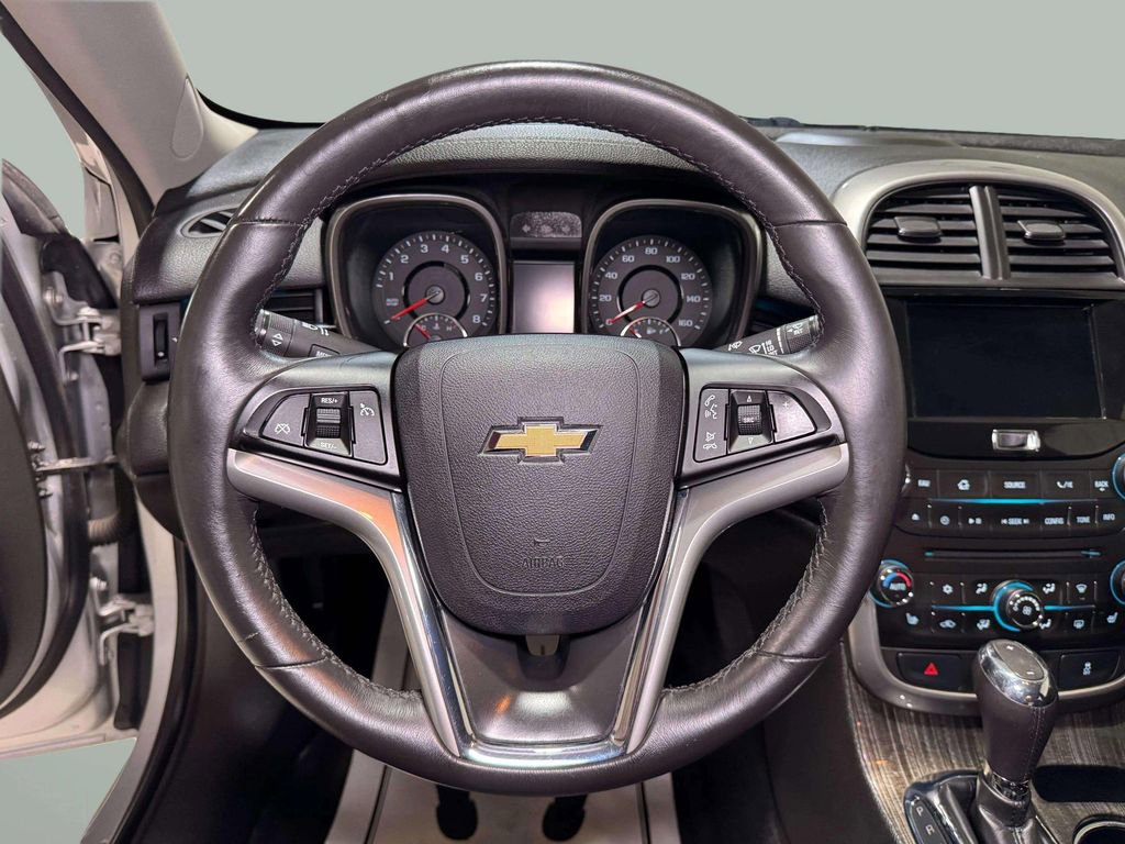 Used 2015 Chevrolet Malibu LTZ FWD image 18