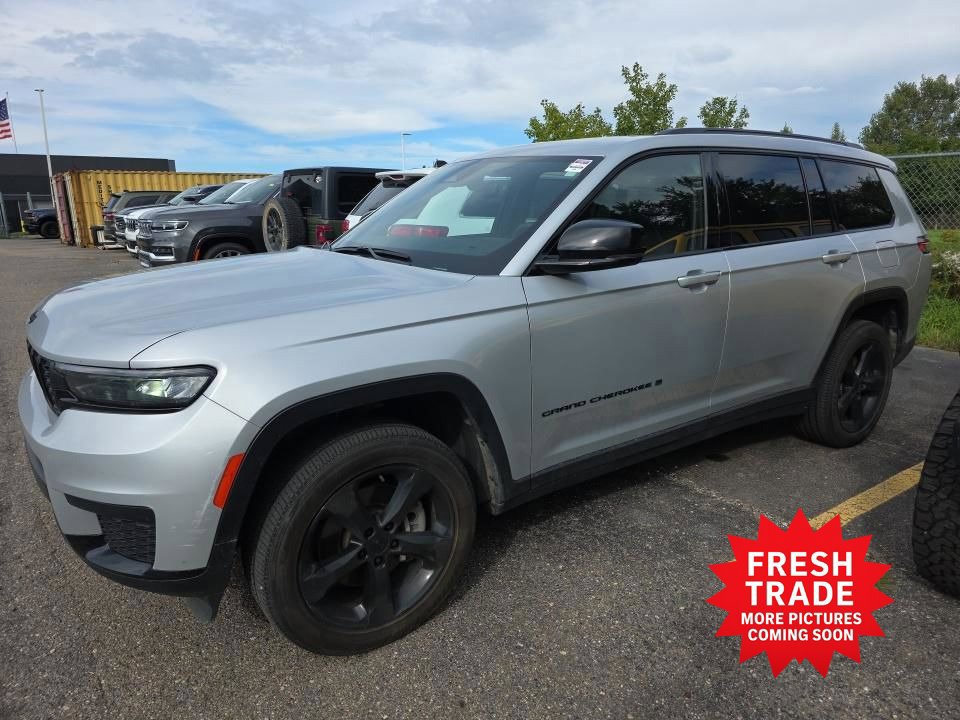 Used 2023 Jeep Grand Cherokee L Laredo