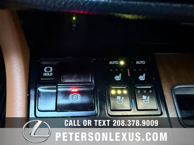 Used 2022 Lexus RX 350L Premium w/ Premium Package AWD/4WD image 33