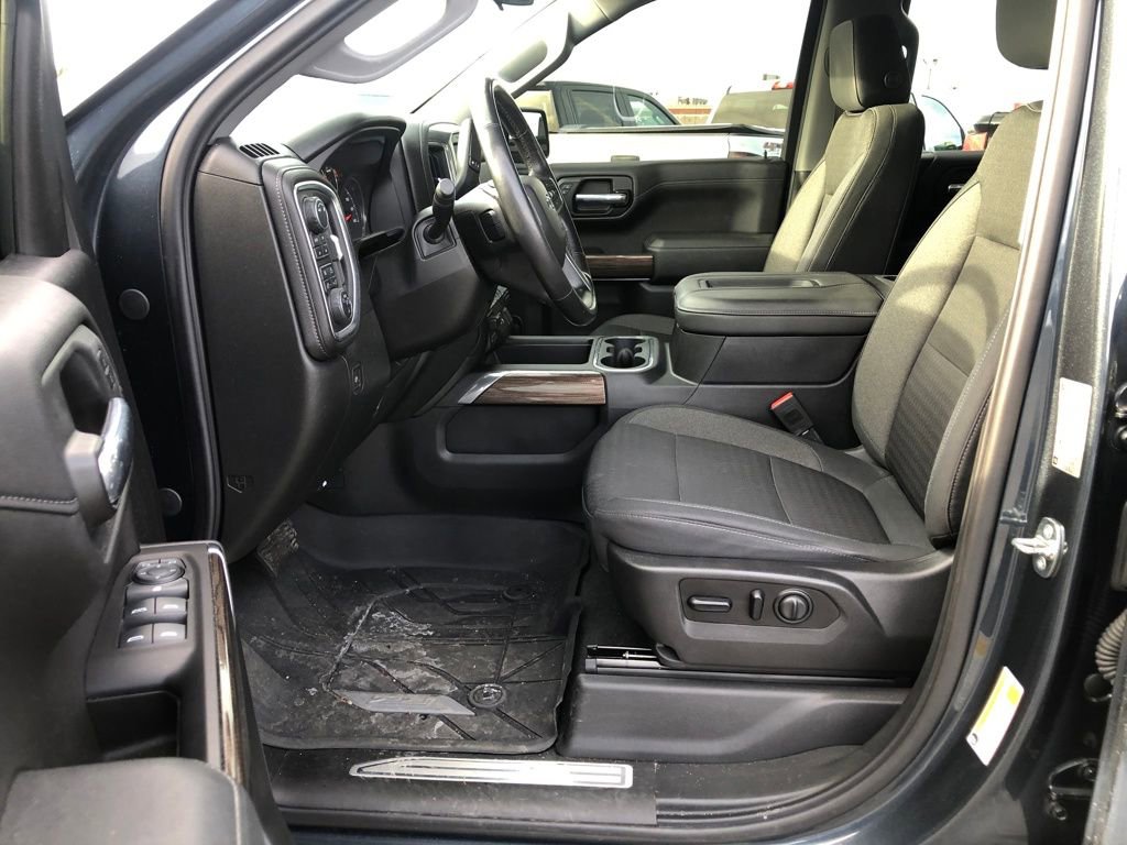 Used 2019 Chevrolet Silverado 1500 RST image 15