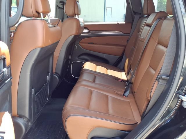Used 2021 Jeep Grand Cherokee Overland w/ Protech Group AWD/4WD image 14