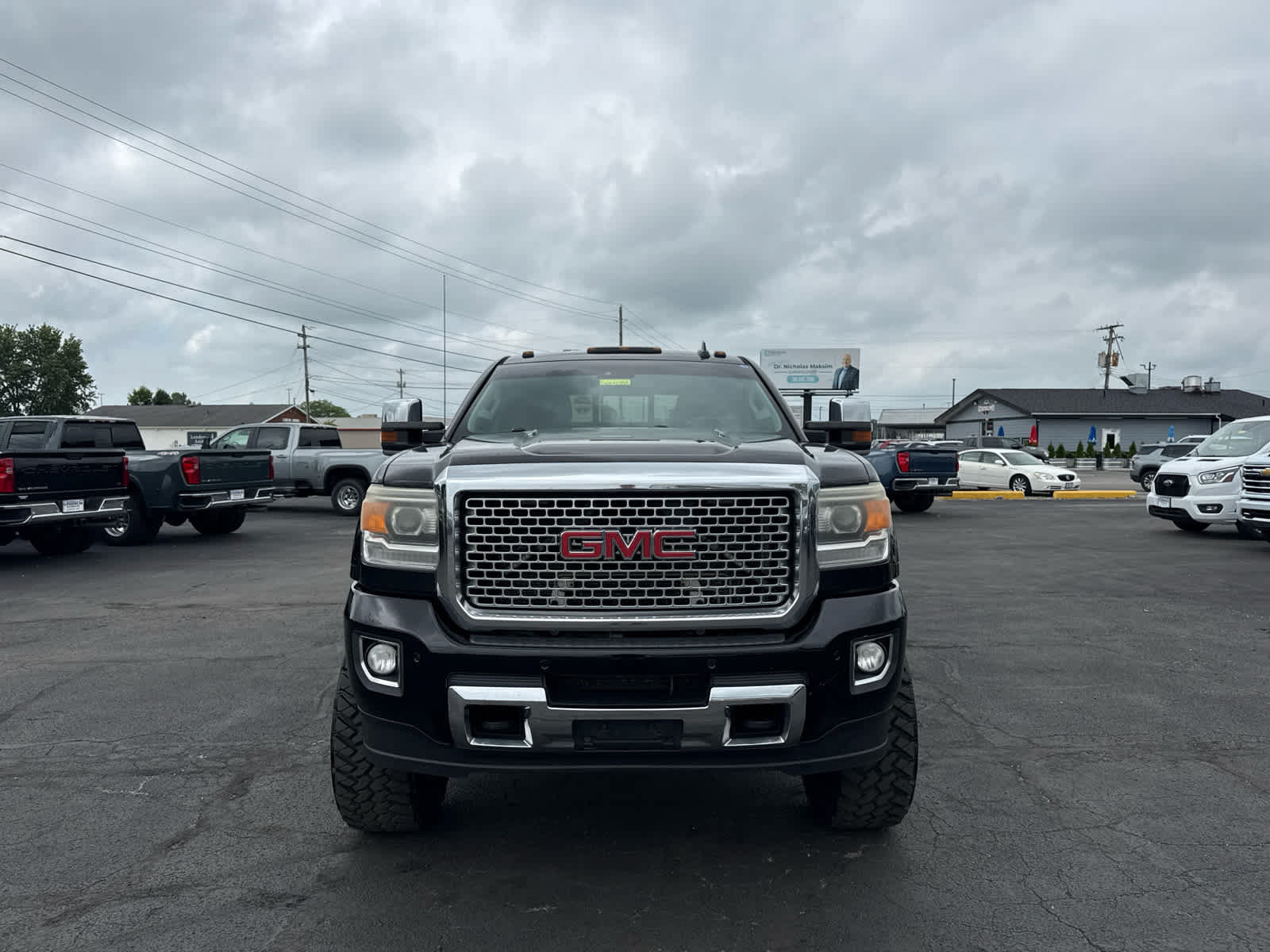 Used 2016 GMC Sierra 2500 Denali w/ Duramax Plus Package AWD/4WD image 8