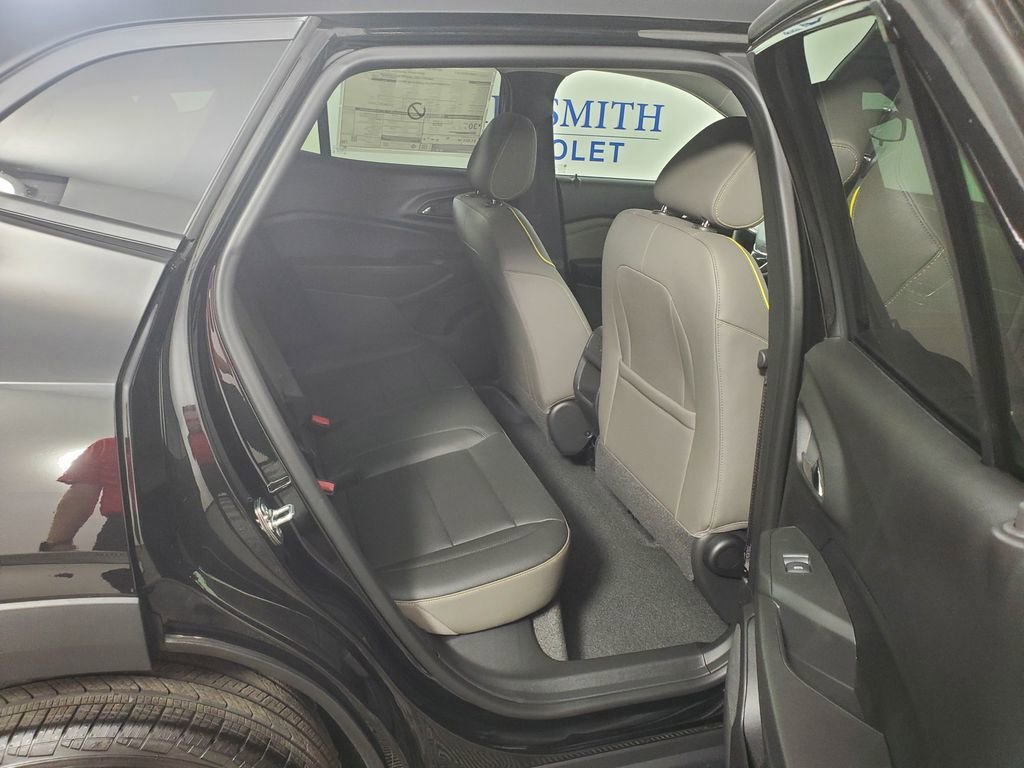 New 2026 Chevrolet Trax ACTIV w/ Driver Confidence Package FWD image 13