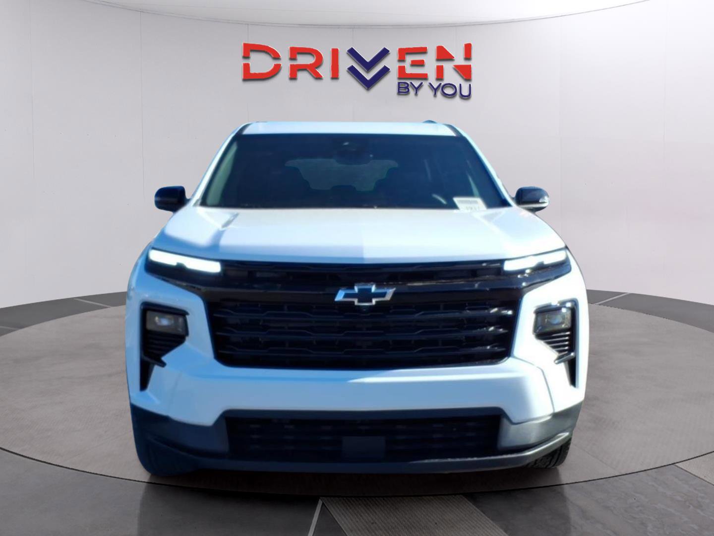 New 2026 Chevrolet Traverse LT image 8