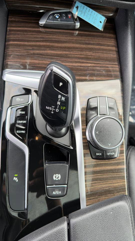 Used 2019 BMW 530i xDrive w/ Convenience Package image 25