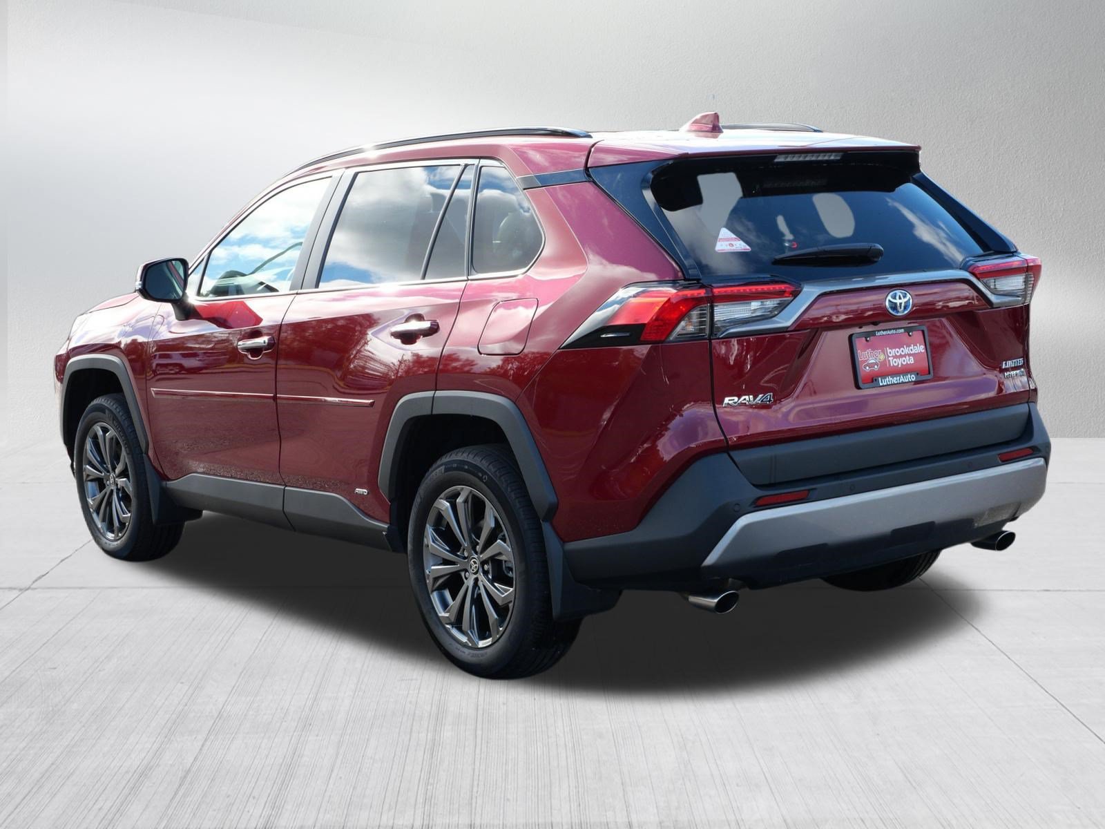 Certified 2024 Toyota RAV4 Limited w/ Advanced Technology Package AWD/4WD image 5