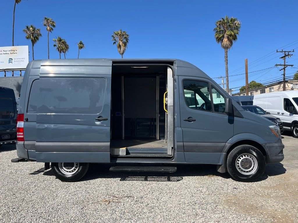 Used 2018 Mercedes-Benz Sprinter 2500 image 5