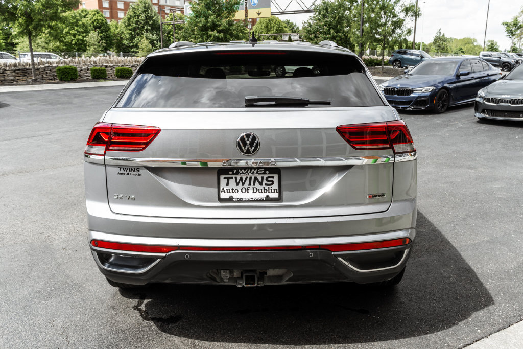 Used 2022 Volkswagen Atlas Cross Sport SE AWD/4WD image 38