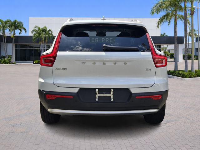 Used 2023 Volvo XC40 B4 Plus w/ Protection Package image 6