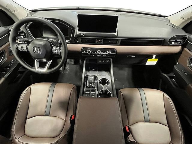 New 2026 Honda Pilot Touring image 12