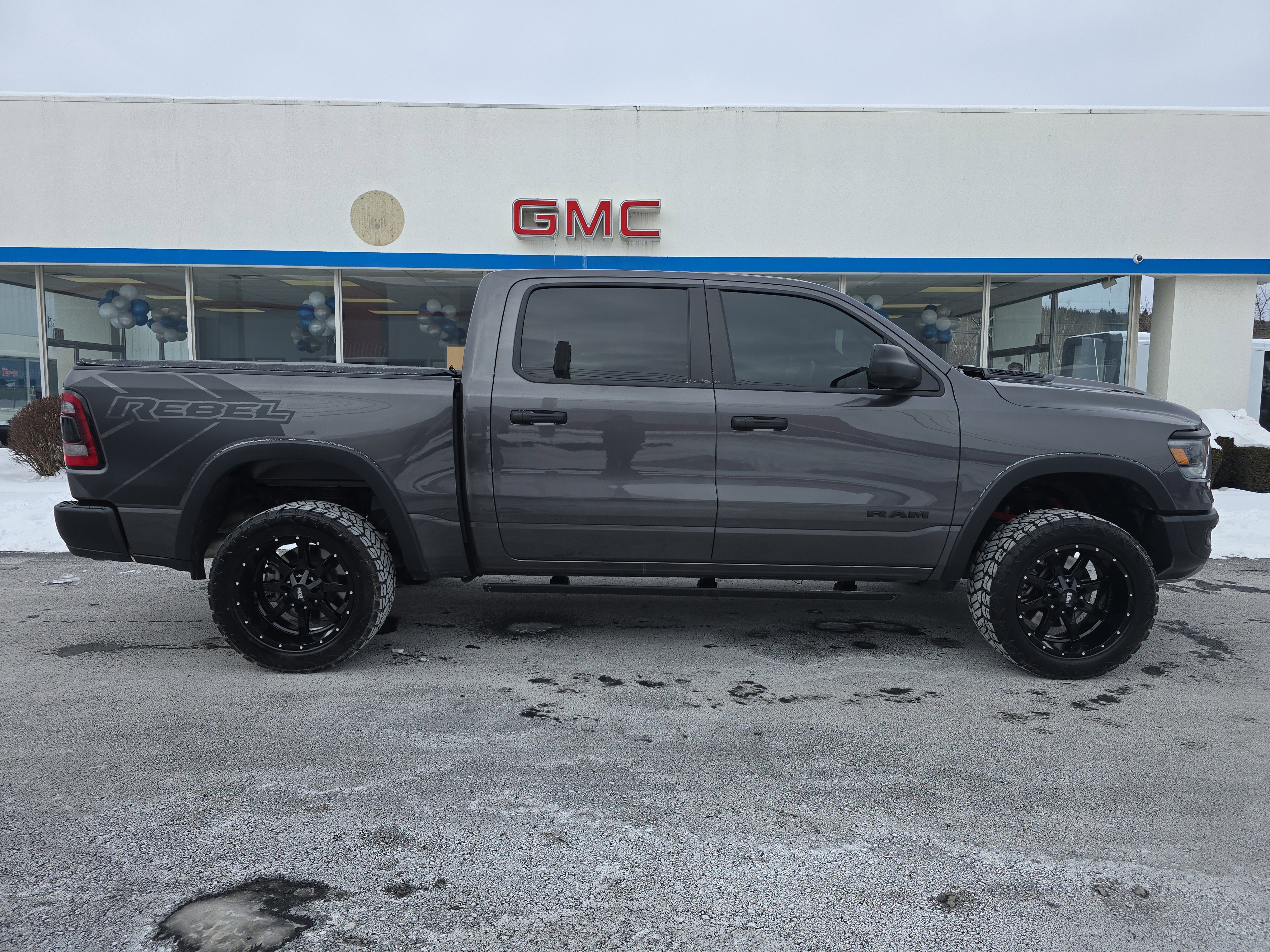Used 2024 RAM 1500 Rebel image 2
