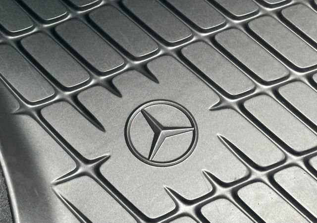 New 2026 Mercedes-Benz C 300 4MATIC Sedan image 34