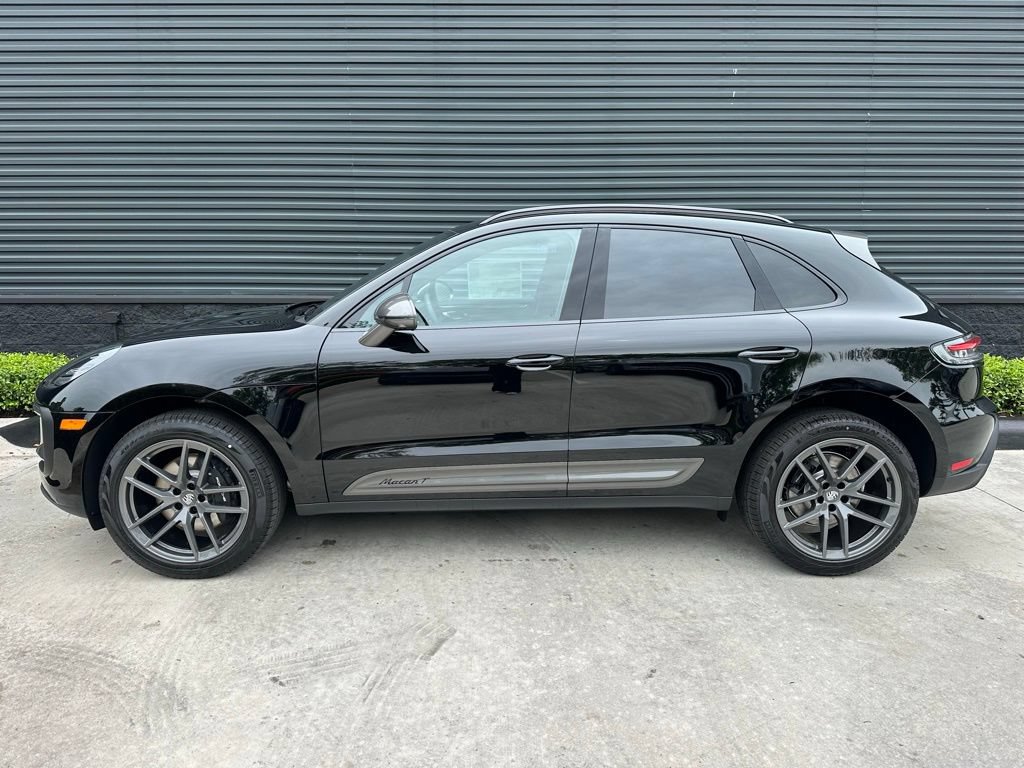 Used 2026 Porsche Macan Turbo AWD/4WD image 2