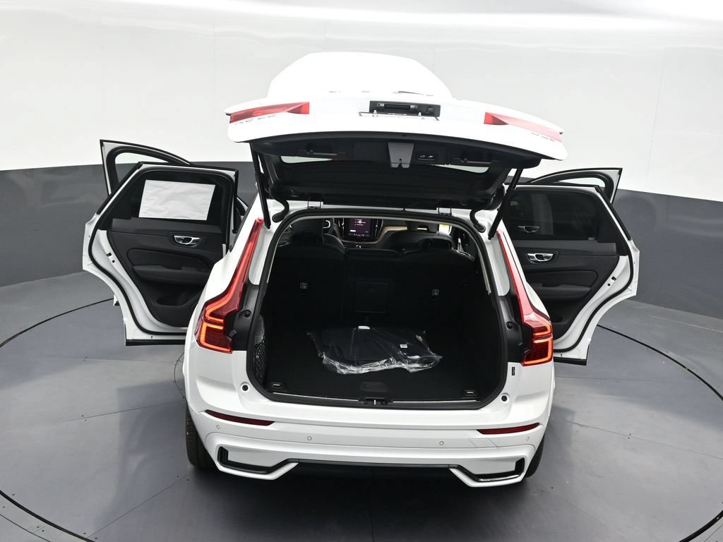 New 2026 Volvo XC60 B5 Ultra AWD/4WD image 33